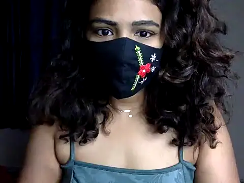 Snapshot of Nisha-moon chatting on 06/29/26, 06:30 Nisha-moon online show from 06/29/26, 06:30