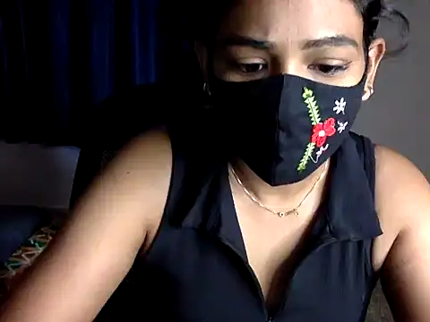 Snapshot of Nisha-moon chatting on 07/07/26, 07:23 Nisha-moon online show from 07/07/26, 07:23