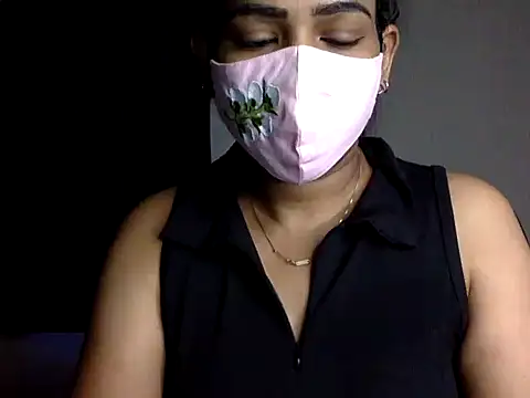 Snapshot of Nisha-moon chatting on 07/11/26, 06:49 Nisha-moon online show from 07/11/26, 06:49