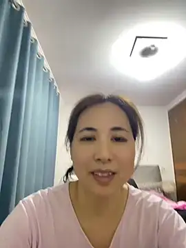 mama202688 online show from 06/18/26, 04:00