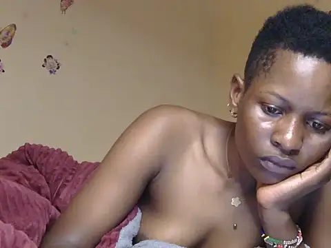 Snapshot of lunah_sexxy chatting on 06/09/26, 07:53 lunah sexxy online show from 06/09/26, 07:53