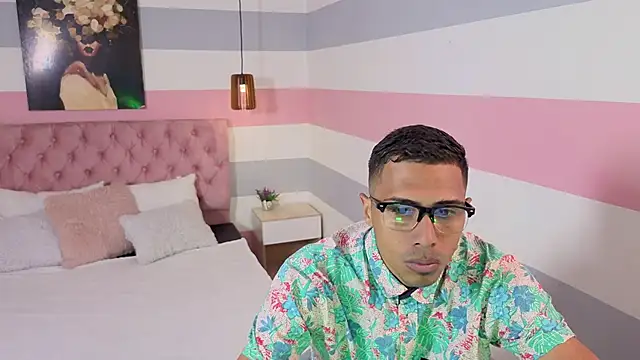theo steel  online show from 06/06/26, 01:27