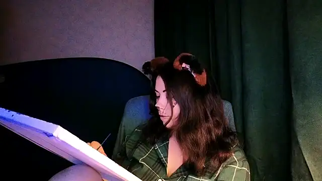 Snapshot of KattyySummer chatting on 06/29/26, 09:37 KattyySummer online show from 06/29/26, 09:37