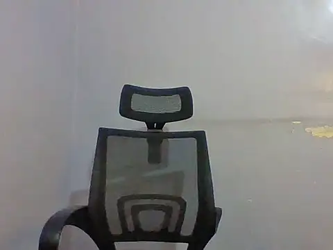 Snapshot of freaky_loves chatting on 06/14/26, 09:33 freaky loves online show from 06/14/26, 09:33