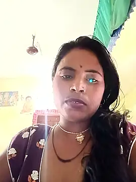 Snapshot of KRITIKA01990 chatting on 06/13/26, 06:55 KRITIKA01990 online show from 06/13/26, 06:55
