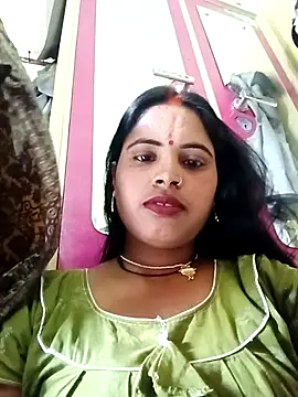 Snapshot of KRITIKA01990 chatting on 07/05/26, 05:47 KRITIKA01990 online show from 07/05/26, 05:47