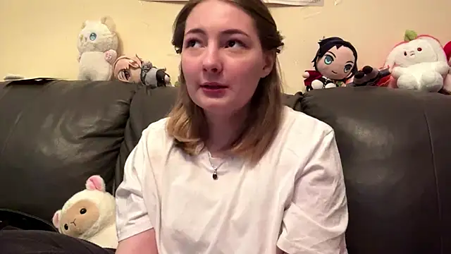 Snapshot of Pollychery chatting on 06/03/26, 04:01 Pollychery online show from 06/03/26, 04:01