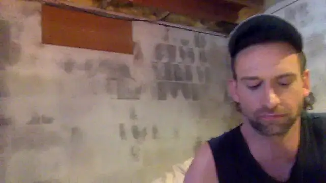 Snapshot of thierrybae chatting on 06/14/26, 04:58 thierrybae online show from 06/14/26, 04:58