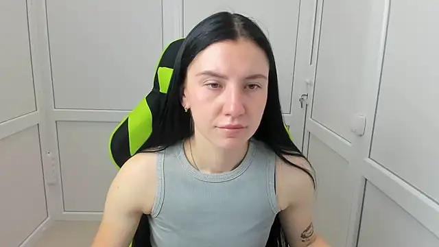 Snapshot of PatteMeoww chatting on 07/18/26, 06:17 PatteMeoww online show from 07/18/26, 06:17