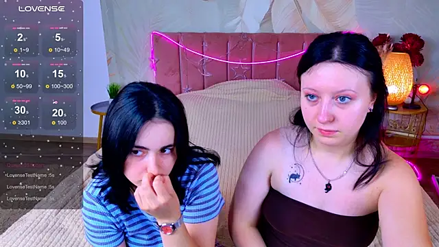Snapshot of RuthHalll chatting on 07/06/26, 03:03 RuthHalll online show from 07/06/26, 03:03