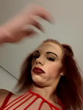 translady19 online show from 06/10/26, 05:34