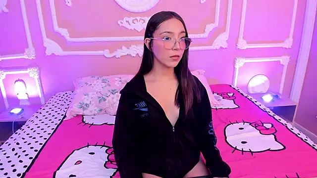 NinaSinclair online show from 06/08/26, 11:21
