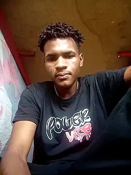 Snapshot of dantecruz19 chatting on 06/06/26, 07:07 dantecruz19 online show from 06/06/26, 07:07