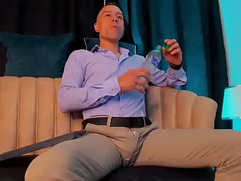 Tayler millers  online show from 06/04/26, 08:20