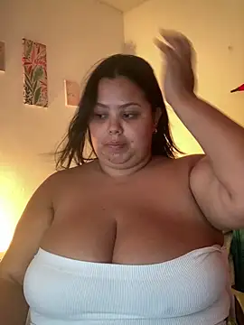 Snapshot of jasminboobs_4 chatting on 06/06/26, 11:04 jasminboobs 4 online show from 06/06/26, 11:04