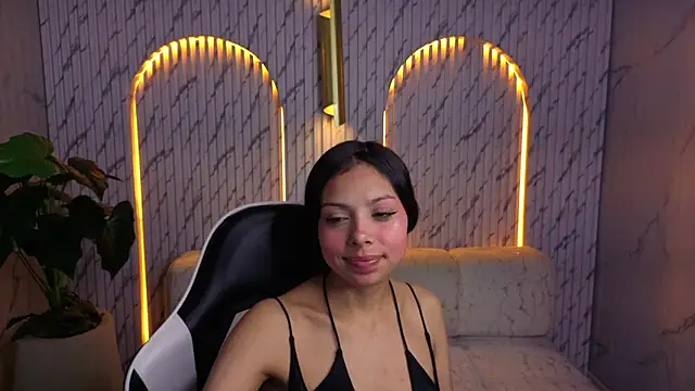 Snapshot of samantha_tx_ chatting on 06/14/26, 03:08 samantha tx online show from 06/14/26, 03:08