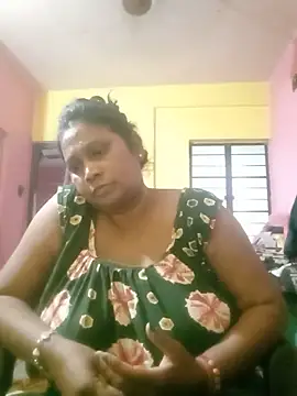 Sampa-hot-boudi online show from 06/18/26, 11:14