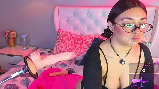 Snapshot of ginger_honey_ chatting on 07/16/26, 01:06 ginger honey online show from 07/16/26, 01:06