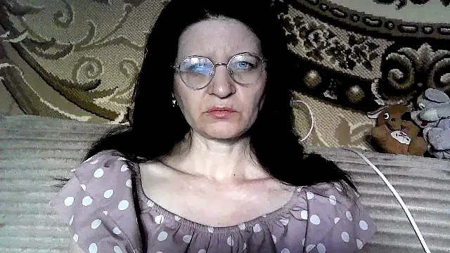 Snapshot of Dear_Annet chatting on 06/08/26, 12:27 Dear Annet online show from 06/08/26, 12:27