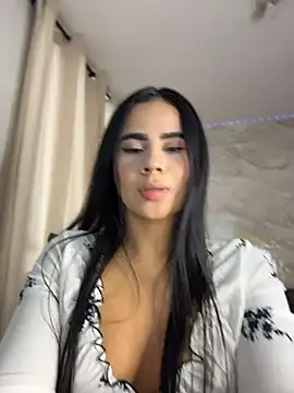 Snapshot of kate_aly chatting on 07/02/26, 10:49 kate aly online show from 07/02/26, 10:49