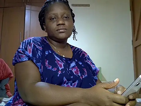 Snapshot of biganni_ chatting on 06/29/26, 10:37 biganni online show from 06/29/26, 10:37