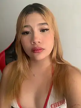 Snapshot of zury_cute1 chatting on 06/28/26, 09:43 zury cute1 online show from 06/28/26, 09:43
