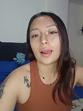 Snapshot of MiaSaen chatting on 06/17/26, 04:59 MiaSaen online show from 06/17/26, 04:59