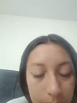 Snapshot of MiaSaen chatting on 07/14/26, 03:22 MiaSaen online show from 07/14/26, 03:22
