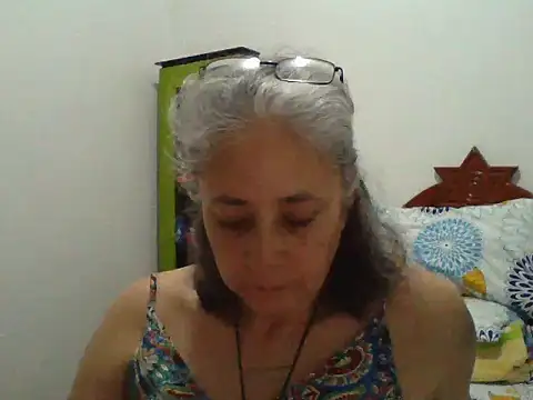 Snapshot of cersey_ chatting on 06/10/26, 05:07 cersey online show from 06/10/26, 05:07