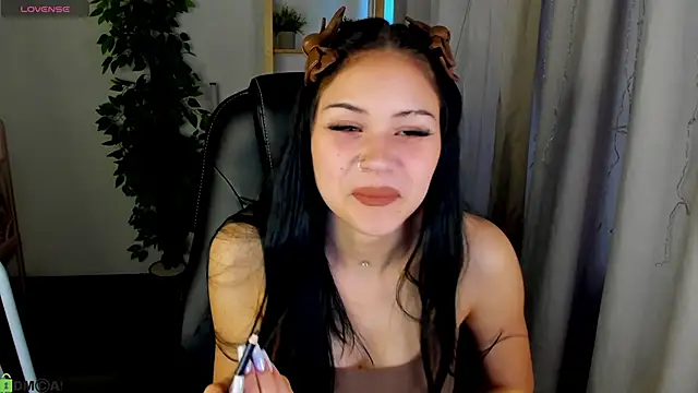 Snapshot of Baby_Sunsh1ne_ chatting on 06/28/26, 01:22 Baby Sunsh1ne online show from 06/28/26, 01:22