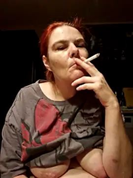 Snapshot of GoldenWifee chatting on 07/13/26, 04:26 GoldenWifee online show from 07/13/26, 04:26