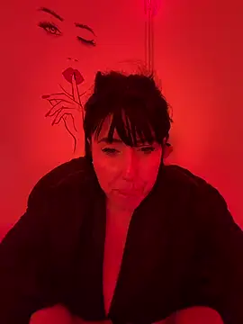 juliee1979 online show from 08/07/26, 05:04