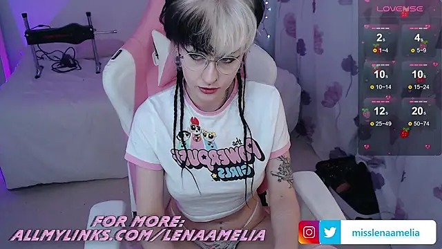 Snapshot of Lenas_Playroom chatting on 02/01/25, 04:22 Lenas Playroom online show from 02/01/25, 04:22