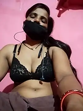 Cut rani64 online show from 07/10/26, 11:07