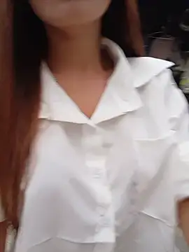 Snapshot of Sky-beo chatting on 07/22/26, 10:45 Sky-beo online show from 07/22/26, 10:45