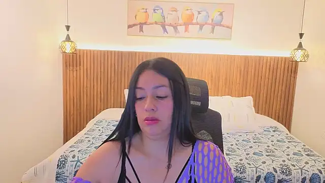 Snapshot of ariannajonesvg chatting on 06/26/26, 03:00 ariannajonesvg online show from 06/26/26, 03:00