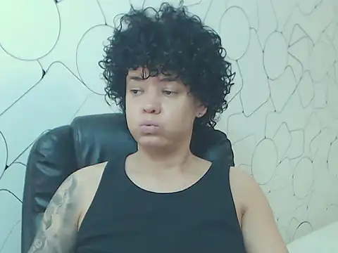 Snapshot of CurlyMood chatting on 06/07/26, 05:55 CurlyMood online show from 06/07/26, 05:55