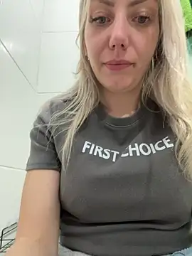 Snapshot of Alana_sc chatting on 06/11/26, 10:19 Alana sc online show from 06/11/26, 10:19