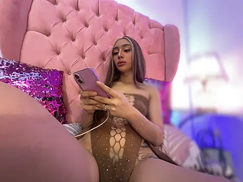 Sugar holly69 online show from 06/08/26, 02:34