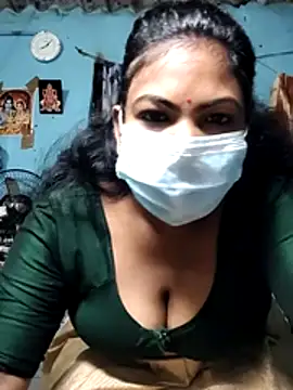 Snapshot of Mis-maya chatting on 06/26/26, 02:38 Mis-maya online show from 06/26/26, 02:38