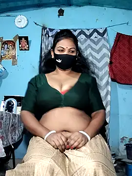 Snapshot of Mis-maya chatting on 07/08/26, 03:16 Mis-maya online show from 07/08/26, 03:16