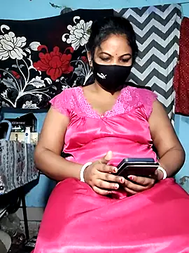 Snapshot of Mis-maya chatting on 07/13/26, 03:59 Mis-maya online show from 07/13/26, 03:59