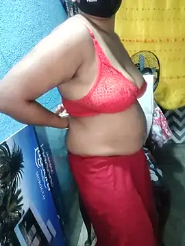 Snapshot of Mis-maya chatting on 08/01/26, 03:17 Mis-maya online show from 08/01/26, 03:17
