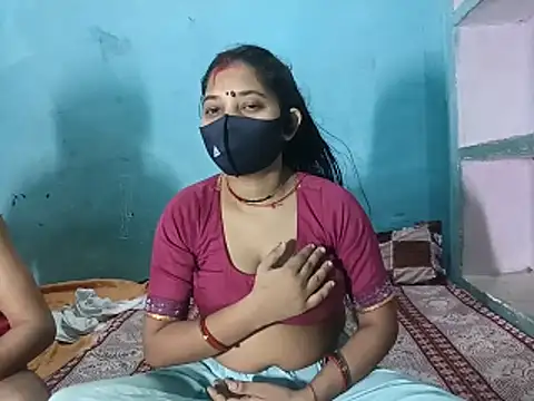 Snapshot of Cute_kirti777 chatting on 06/13/26, 04:49 Cute kirti777 online show from 06/13/26, 04:49