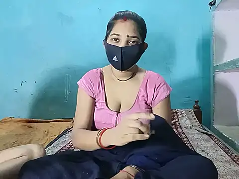 Snapshot of Cute_kirti777 chatting on 06/14/26, 05:59 Cute kirti777 online show from 06/14/26, 05:59