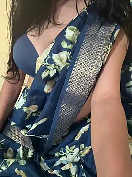 Snapshot of Aishu__Reddy chatting on 06/08/26, 09:42 Aishu Reddy online show from 06/08/26, 09:42