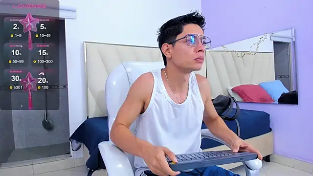 Snapshot of Ethan12_ chatting on 06/23/26, 03:15 Ethan12 online show from 06/23/26, 03:15