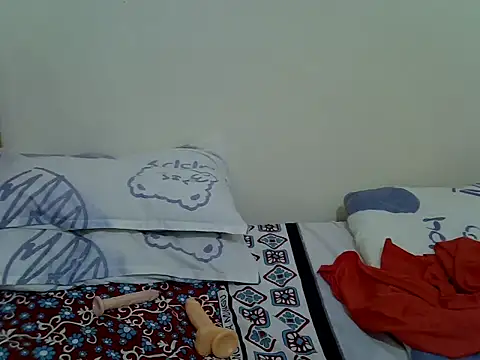 Snapshot of Trixiepixy chatting on 07/29/26, 03:54 Trixiepixy online show from 07/29/26, 03:54