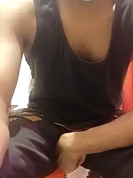 Snapshot of Daddsuroj69 chatting on 07/16/26, 05:13 Daddsuroj69 online show from 07/16/26, 05:13