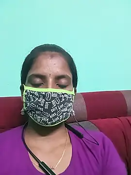 Snapshot of Tamil-chithura chatting on 07/11/26, 04:21 Tamil-chithura online show from 07/11/26, 04:21